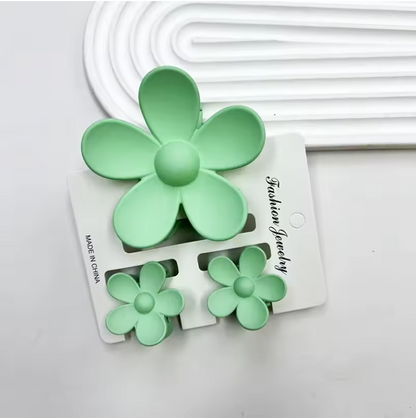 3pcs Pastel Flower Hair Accessories – Soft & Feminine Look