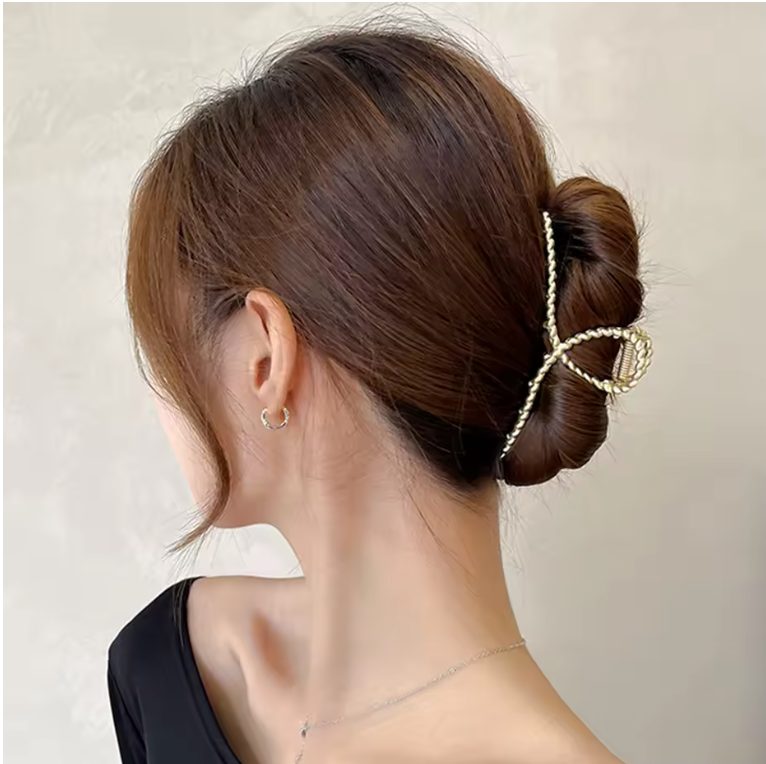 Luxury Metal Hair Claw Clips – Elegant Hair Accessories for Women in Various Designs