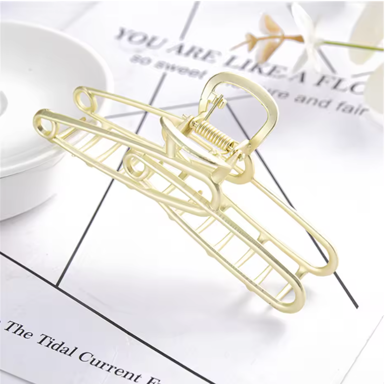 Luxury Metal Hair Claw Clips – Elegant Hair Accessories for Women in Various Designs