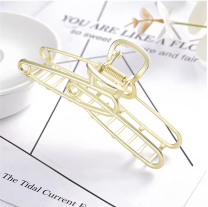 Luxury Metal Hair Claw Clips – Elegant Hair Accessories for Women in Various Designs