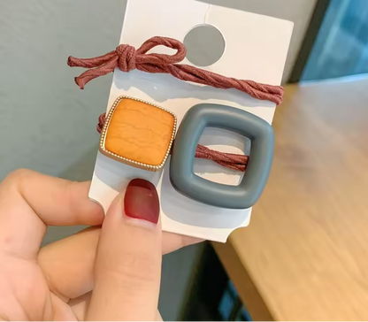 Elegant Matte Square Hair Tie – Premium Minimalist Hair Accessory