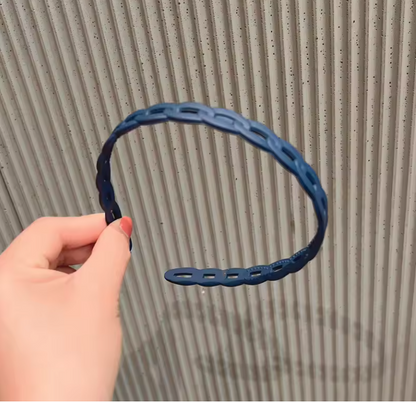Elegant Matte Resin Hairband – Anti-Slip Hair Accessory for Women