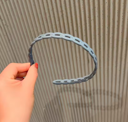Elegant Matte Resin Hairband – Anti-Slip Hair Accessory for Women