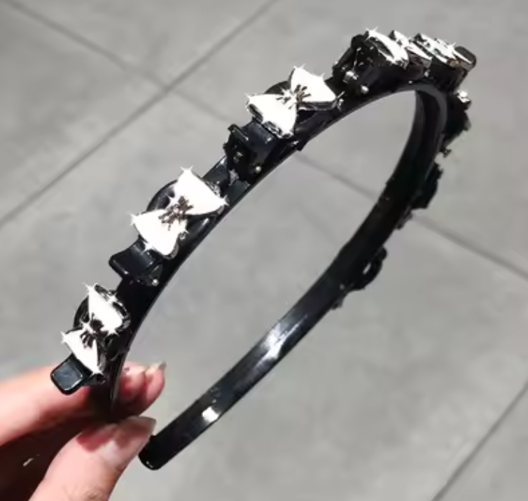 Pearl & Rhinestone Hairband – Stylish Hair Accessory for Women & Girls