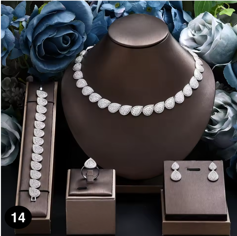 Luxury Bridal Jewelry Set – 4 Pieces with Zirconia Shine