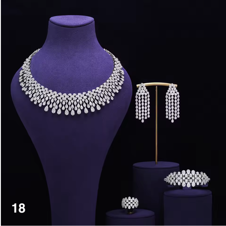 Luxury Bridal Jewelry Set – 4 Pieces with Zirconia Shine