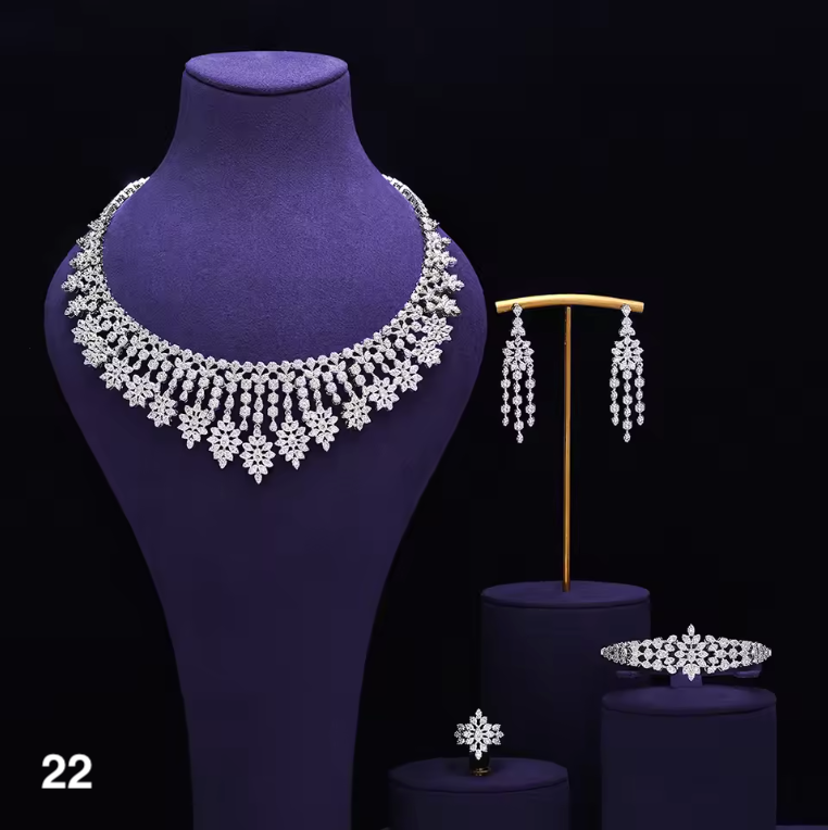 Luxury Bridal Jewelry Set – 4 Pieces with Zirconia Shine