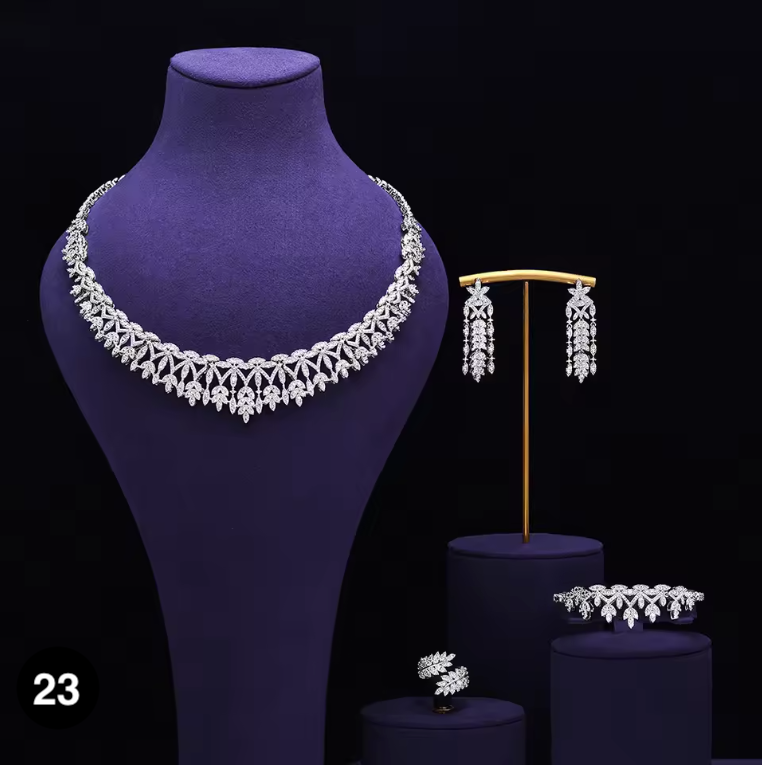 Luxury Bridal Jewelry Set – 4 Pieces with Zirconia Shine