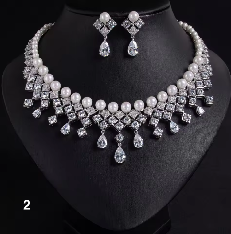 Luxurious Pearl & Zirconia Jewelry Set – Glamorous Party & Wedding Look