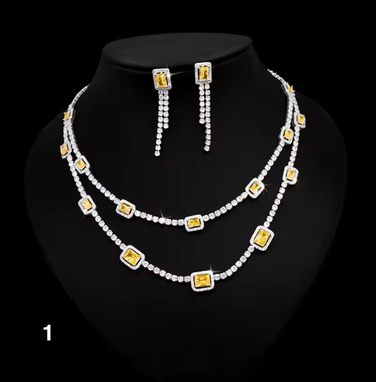 Luxury Crystal Necklace Set – Double-Layer Elegance for Special Occasions
