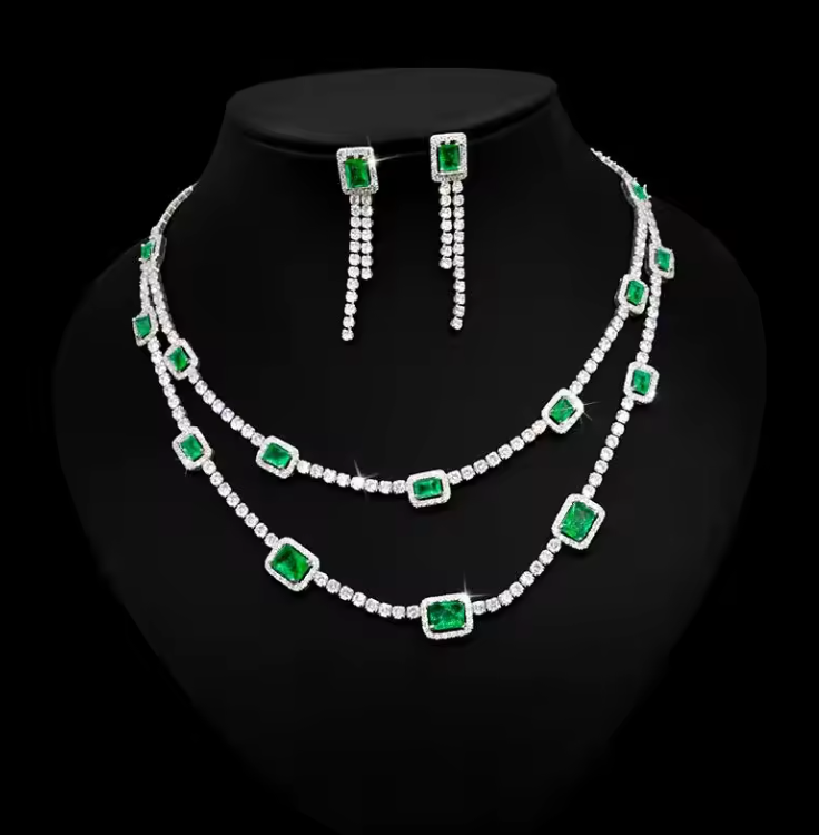 Luxury Crystal Necklace Set – Double-Layer Elegance for Special Occasions