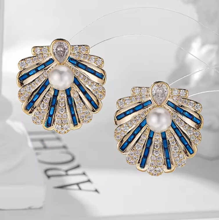 Luxury Shell Zircon Stud Earrings – Elegant Waterdrop Design