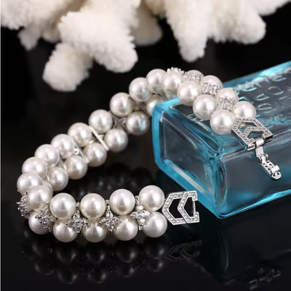 Luxury Pearl Bracelet with Sparkling Crystals – Timeless Elegant Jewelry