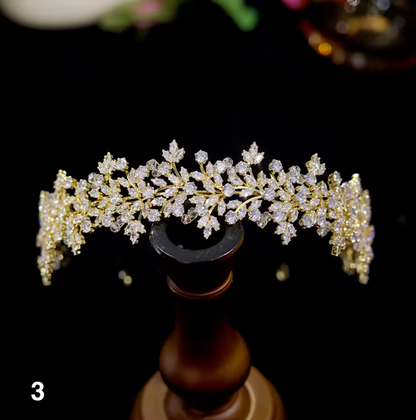 Luxury Crystal Bridal Crown – Elegant Wedding Tiara