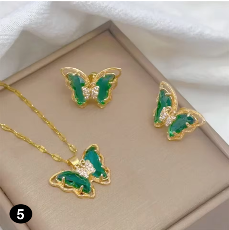 Elegant Butterfly Necklace & Earrings Set