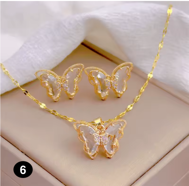 Elegant Butterfly Necklace & Earrings Set