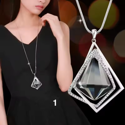 Fashion Long Crystal Pendant Necklace for Women