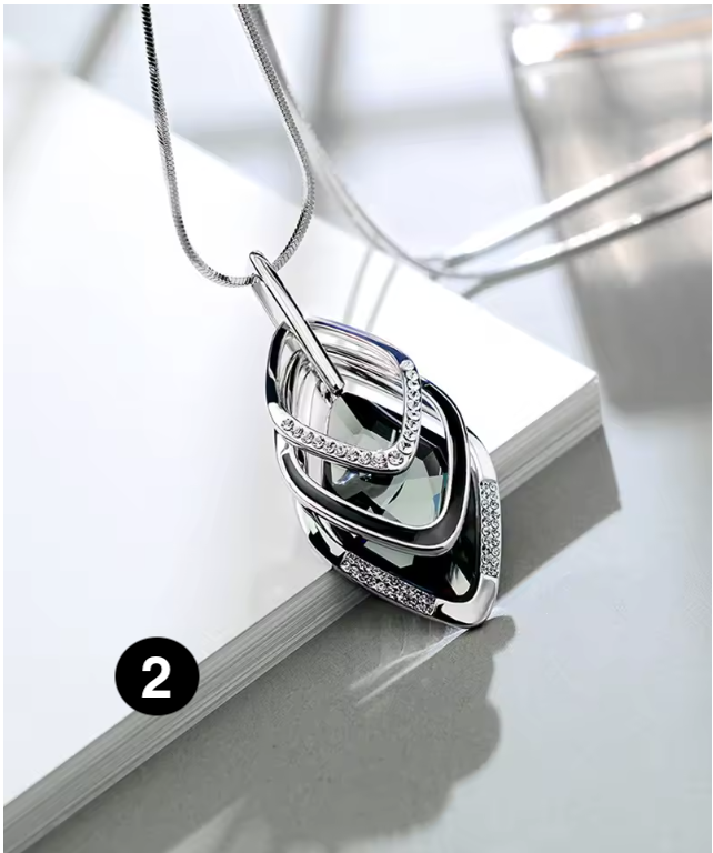 Fashion Long Crystal Pendant Necklace for Women