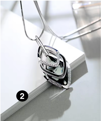 Fashion Long Crystal Pendant Necklace for Women