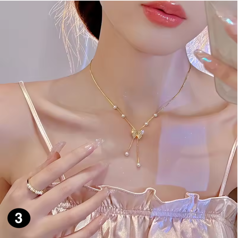 Minimalist Butterfly Necklace – Gold Fashion Jewelry