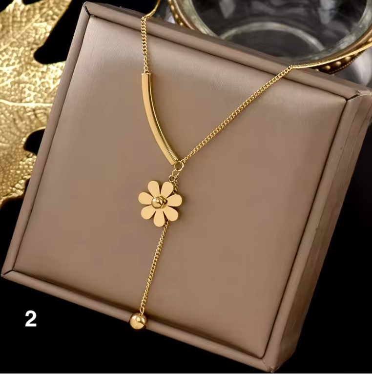 Gold Pendant Necklace for Women – Minimalist Layered Jewelry