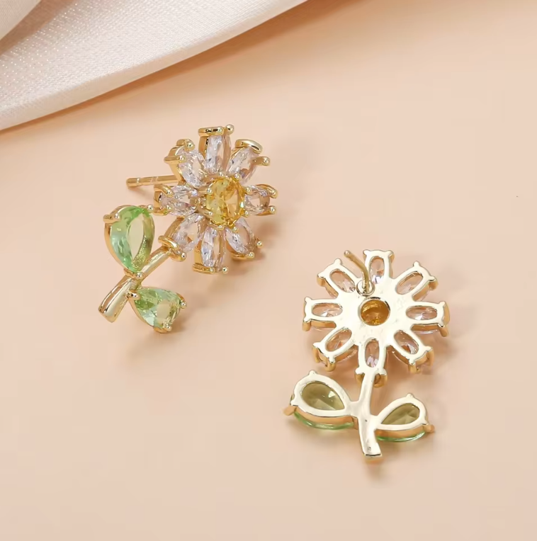 Luxury Daisy Flower Zircon Earrings