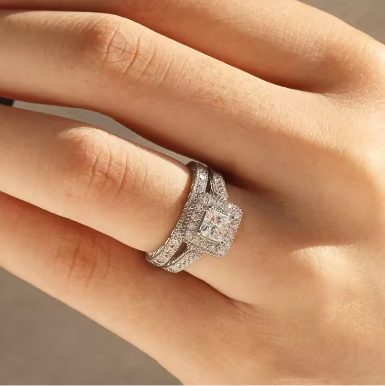 Elegant Luxury Zircon Ring – 925 Sterling Silver with Sparkling Moissanite Stone