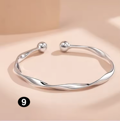 Elegant 925 Sterling Silver Bracelet — Lightweight and Comfortable for Daily Wear