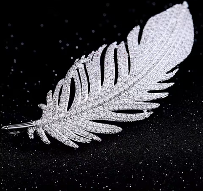 Luxury Crystal Feather Brooch – Elegant Pin for Women