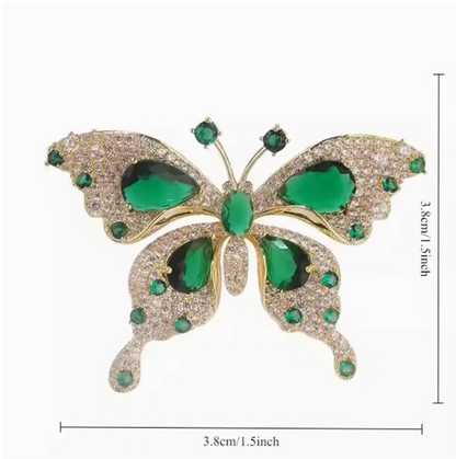 Elegant Emerald Butterfly Brooch – Luxury Crystal Pin