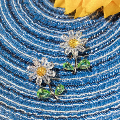 Luxury Daisy Flower Zircon Earrings with Green Leaf Design – Trendy CZ Studs for Women