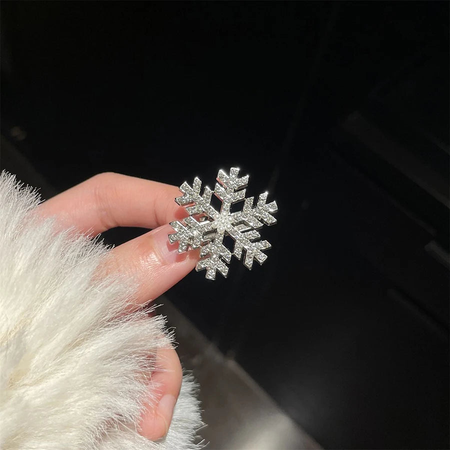 Sparkling Snowflake Rhinestone Hair Pins – 5-Pack Hair Accessories