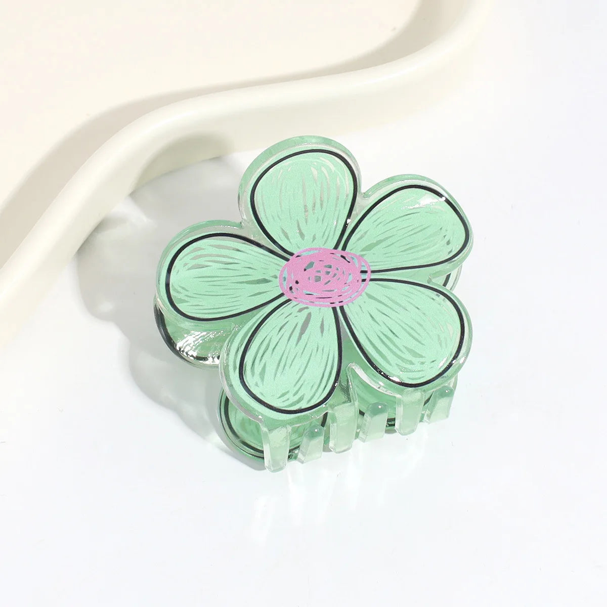 Small Feminine Flower Hair Claw – Cute Pastel Hair Accessory for Women & Girls