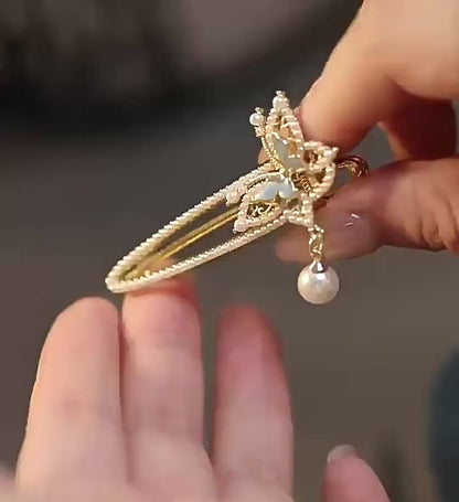 Elegant and Luxurious Butterfly-Shaped Hair Pin Adorned with Pearls - Hair Accessories