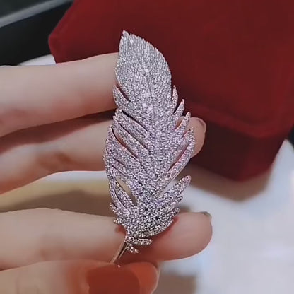 Luxury Crystal Feather Brooch – Elegant Pin for Women